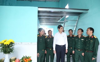 Quân đoàn 34 bàn giao 80 căn nhà cho người dân bị ảnh hưởng bởi bão lũ