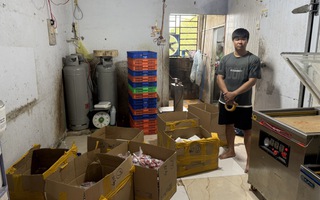 Bên trong các cơ sở chế biến thịt nai, dê, nhím, đà điểu giả ở TPHCM