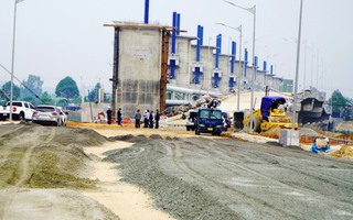 Cầu đập dâng 1.500 tỉ đồng sắp được thông xe