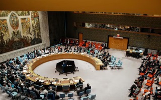 Mỹ đặt “mọi phương án lên bàn”, Iran cảnh báo "đáp trả gắt"