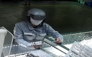 Công an TPHCM bắt người phụ nữ "gây đau khổ" cho nhiều tiệm vàng