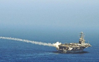 Mỹ đang dồn lực lượng tới Trung Đông, ông Donald Trump vẫn tấn công Iran?