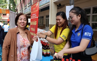 Một ngày hội nhiều nghĩa tình ở phường Xuân Hòa, TPHCM