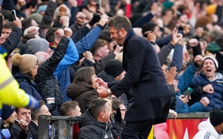 Xem M.U thi đấu "sướng mắt" dưới bàn tay M. Carrick