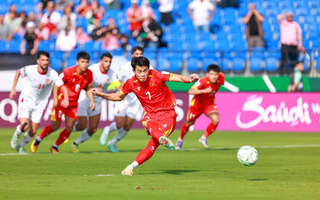 U23 Việt Nam - U23 Trung Quốc: Chờ Nguyễn Đình Bắc tỏa sáng