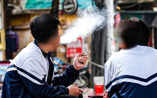 Hút thuốc lá điện tử có thể bị phạt 3-5 triệu đồng