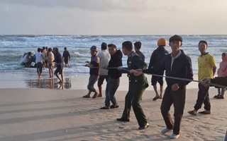 Chìm ghe đánh cá, một ngư dân mất tích trên biển