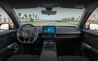 VinFast ra mắt xe điện 7 chỗ dành cho gia đình