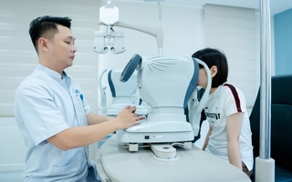 Làm sao để trẻ không tăng độ cận thị?