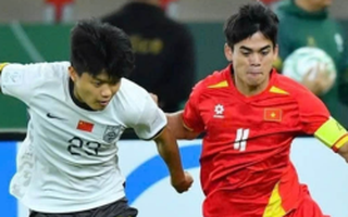 Clip: U23 Việt Nam gục ngã sau khi Hiểu Minh rời sân