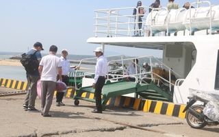 Tăng thêm chuyến tàu biển, tuyến Phan Thiết - Phú Quý giảm áp lực đi lại