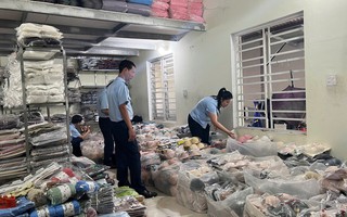 Gia Lai tạm giữ gần 1.000 sản phẩm nghi giả mạo nhãn hiệu Lacoste, Nike