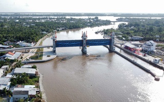 Sớm ứng phó với hạn, mặn