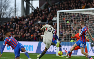 Estevao tỏa sáng, Chelsea tiếp tục gieo sầu cho Crystal Palace