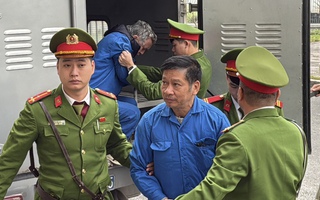 Xây toà tháp ngàn tỉ “đắp chiếu”, cựu Chủ tịch Tổng công ty Xi măng Việt Nam hầu toà