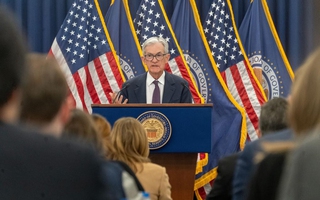 FED giữ nguyên lãi suất