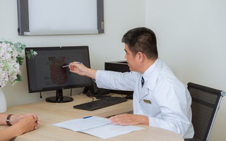 Vinmec Phú Quốc “giải cứu” bệnh nhân người Pháp khỏi 7 năm khổ sở vì rò hậu môn