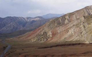 Một đại dương mất tích khiến châu Á mọc đầy núi cao