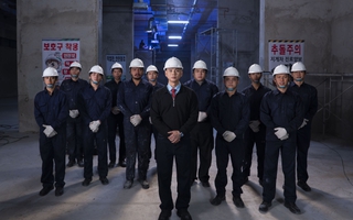 Phan Đinh Tùng nói thay tiếng lòng người Việt xa xứ