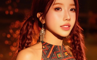 Trang Pháp - một năm đi từ bản sắc Việt