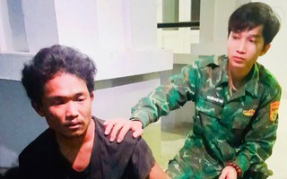 Mật phục bắt giữ người đàn ông nước ngoài có nhiều biểu hiện nghi vấn
