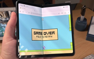 Phiên bản mới của Flappy Bird là trò chơi tốn điện thoại nhất từ trước đến nay?