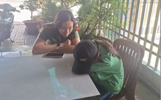 Bé gái 13 tuổi định nhảy cầu tự tử ở Cần Thơ