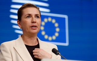 Đan Mạch lo ngại số phận NATO nếu Mỹ tấn công Greenland