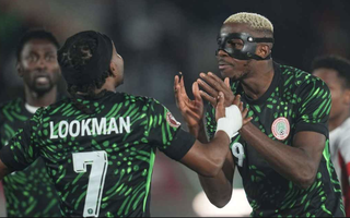 Dàn sao trụ cột ẩu đả trên sân, Nigeria khó tiến xa tại AFCON