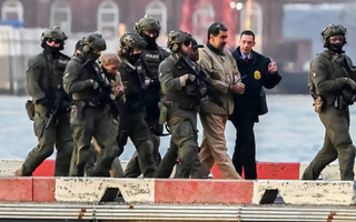 Nga tuyên bố tình đoàn kết “không gì lay chuyển” với Venezuela