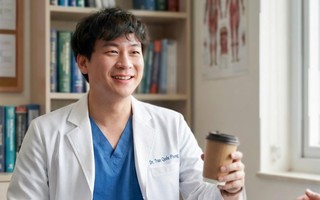 5 điều bác sĩ khuyên làm khi tỉnh giấc để cả ngày toả sáng