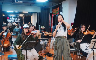 Hồng Nhung sau sự cố huỷ sô bất ngờ tại Hà Nội