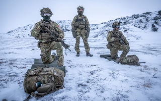 Điểm nóng xung đột ngày 4-2: Châu Âu chật vật giấc mơ "thoát Mỹ"