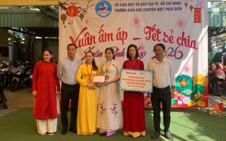 Ngày hội xuân ấm áp cho các em học sinh đặc biệt