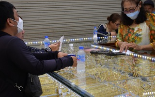 Giá vàng hôm nay 12-2: Bật tăng trở lại