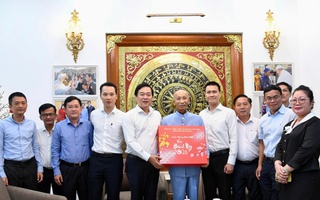 Đón Xuân rộn ràng, ấm áp