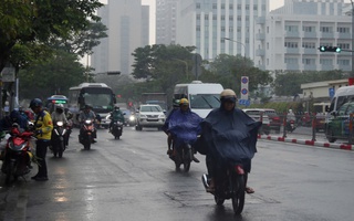 Dự báo thời tiết hôm nay, 12-2: Người bán hoa Tết ở TPHCM lưu ý