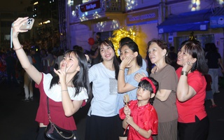 TPHCM: Khai mạc Chợ hoa xuân "Trên bến dưới thuyền" Tết Bính Ngọ 2026