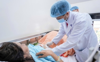 Tưởng đau dạ dày, ngờ đâu khối u to bằng quả trứng ở vị trí hiểm