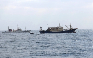 Nhật Bản bắt tàu cá Trung Quốc giữa lúc quan hệ căng thẳng