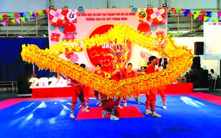 Bên trong ngôi trường “kỷ luật thép”