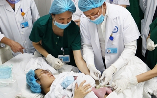 Cán bộ, đảng viên được kêu gọi nêu gương sinh con