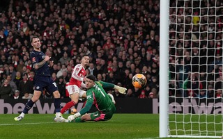 Arsenal lập kỷ lục vô tiền khoáng hậu tại FA Cup