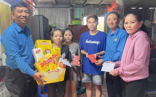 Chuyến thăm nghĩa tình trước thời khắc giao thừa