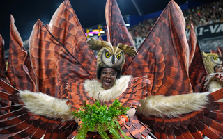 Cận cảnh lễ hội Carnival siêu cuồng nhiệt ở Rio de Janeiro - Brazil