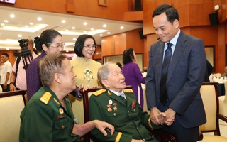 Mùa xuân đầu tiên của siêu đô thị TPHCM