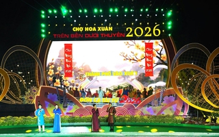 Giữ hồn Tết đô thị: Phong tục được làm mới trong nhịp sống hiện đại