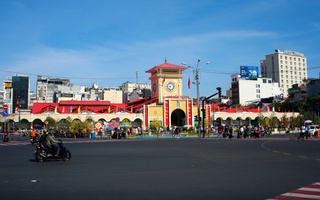 Hình ảnh phố phường TPHCM "khác lạ" ngày đầu năm mới