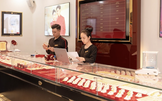 Sáng mùng 1 Tết, giá vàng miếng SJC và vàng nhẫn tiếp tục giảm sâu