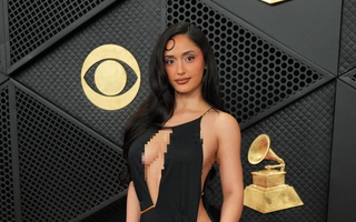 Những bộ đầm gây "nóng mắt" tại Grammy 2026